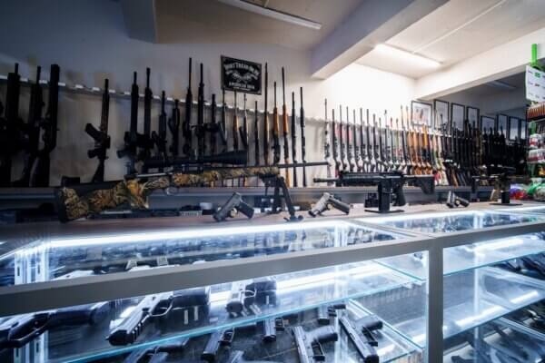 Prague indoor gun shooting