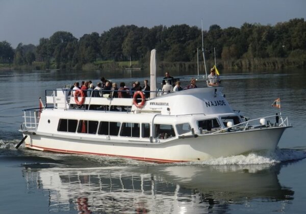 Prague Private River Cruise - Image 2