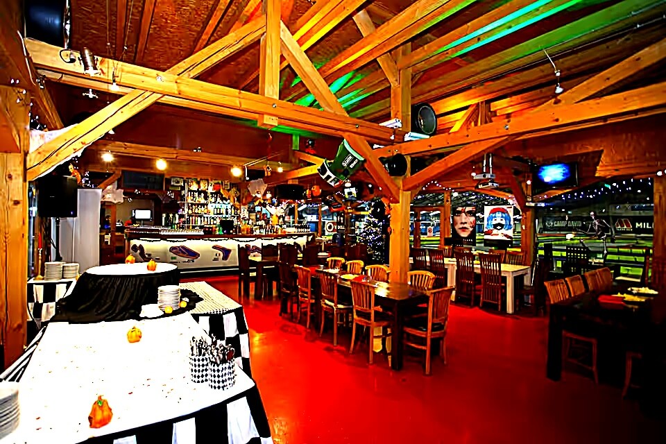 Praga Arena Restaurant Prague Stag Party Meal Burger and Beers
